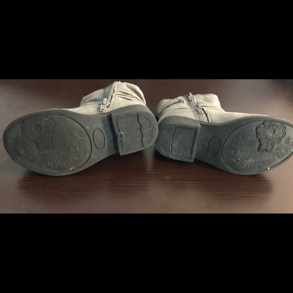 8T suede boots - Picture 4 of 7